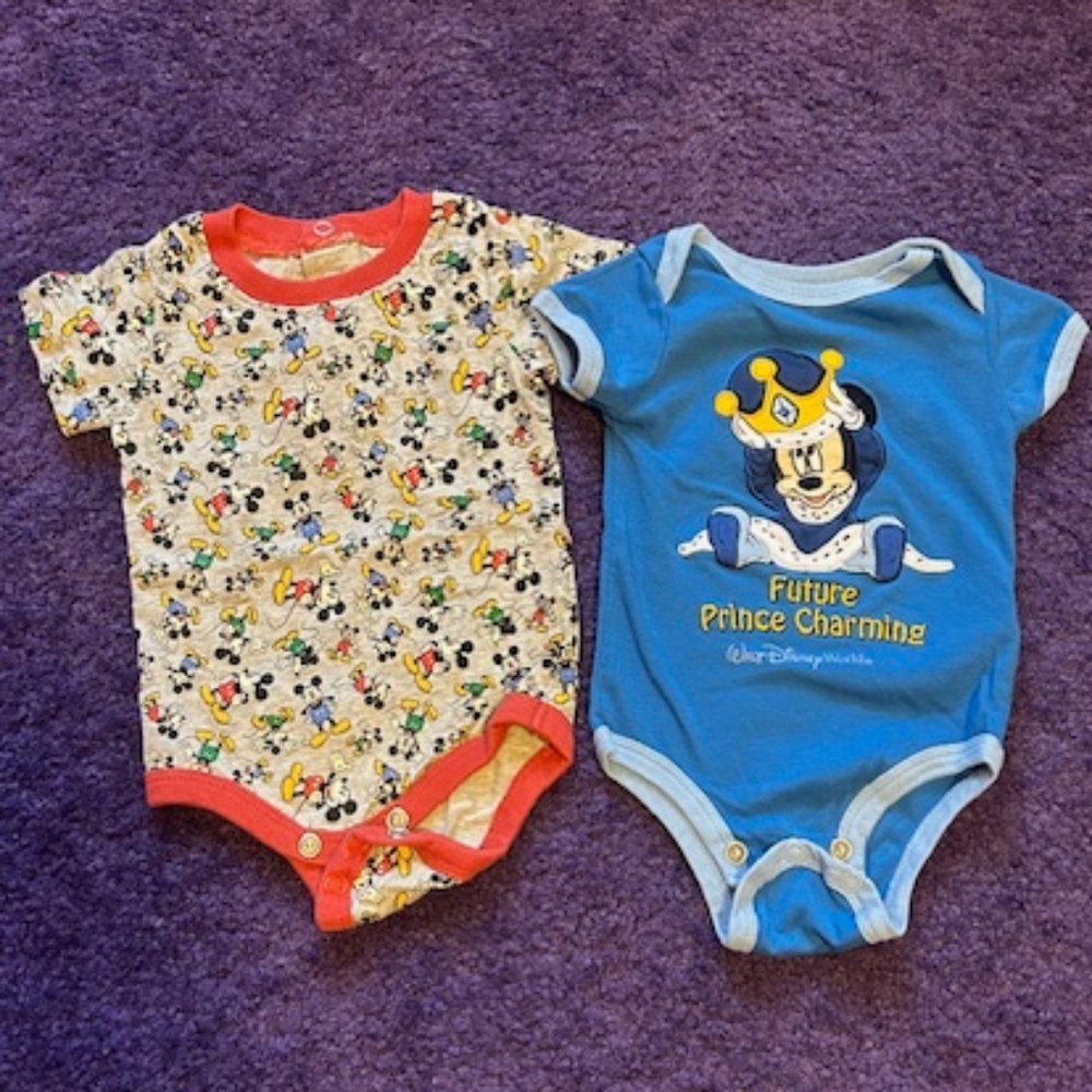 Mikey Mouse short sleeve Onesies - 3 months- (x2)